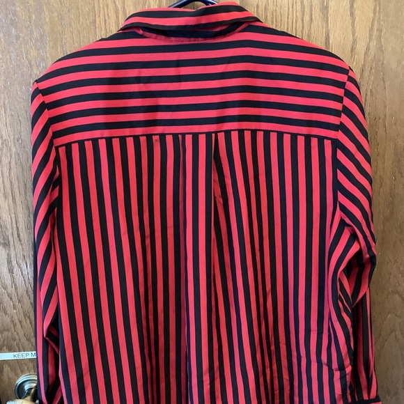 Notations Stripped Button Down. 😍 - Picture 3 of 5